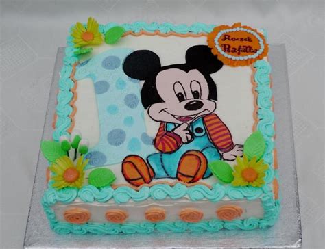 Baby Mickey Mouse Cake - CakeCentral.com