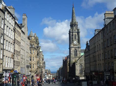 Explore the Royal Mile: Edinburgh's Historic Gem