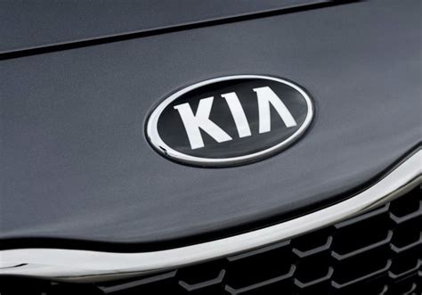 Kia Logo And the History Behind The Company | LogoMyWay