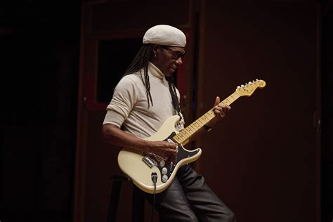 Fender Releases Nile Rogers Hitmaker Stratocaster | GuitarInternational.com