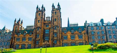 Universidad de Edimburgo, edificio con valor arquitectónico