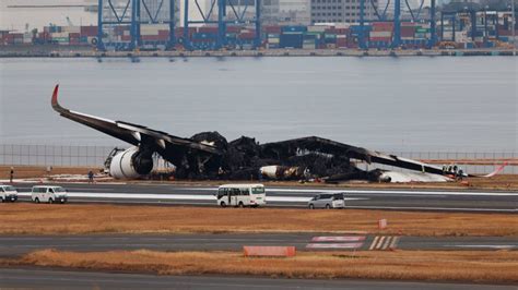 Runway Safety Concerns In Focus As Japan Probes Tokyo Crash - PM Today