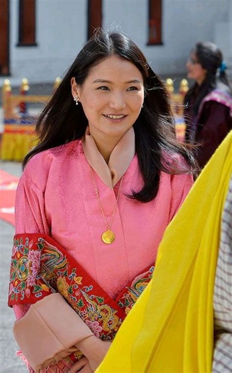 Queen of Bhutan in 2023 | History fashion, Royal, Bhutan