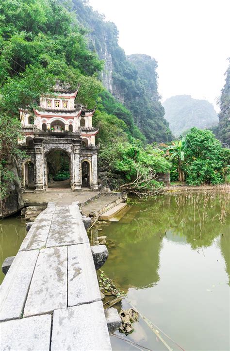 Bich Dong Pagoda in Ninh Binh - History and Architecture | Trip Ways