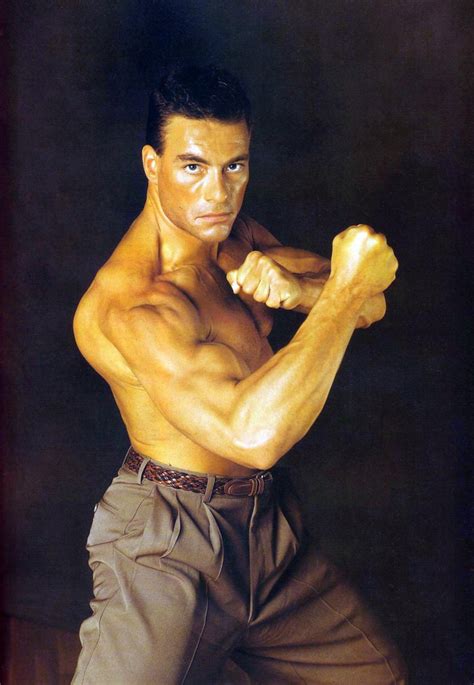 Jean-claude Van Damme - Original Predator Suit Jean Claude Van Damme (#1415467) - HD Wallpaper ...