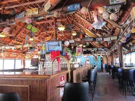 TIKI HUT BAR & GRILL AT DOLPHIN KEY RESORT (Cape Coral) - Hotel Reviews, Photos, Rate Comparison ...