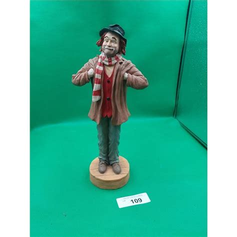 VINTAGE LIFE LIKE RED SKELTON STATUE