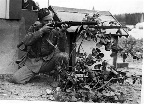 File:Swedish soldier during ww2.JPG - Wikipedia