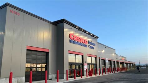 Costco Business Centre opens in west Edmonton | CTV News