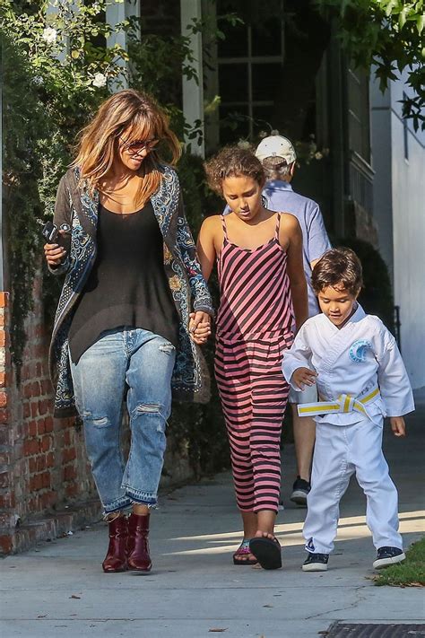 Celebrity Kids: Halle Berry On Mommy Duty