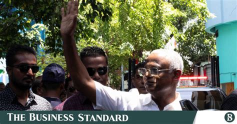 Maldives presidential election headed to runoff round | The Business ...