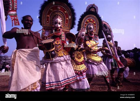 Thirayattam hi-res stock photography and images - Alamy