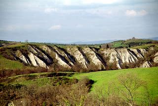 Italy Travel: Wonderful Tuscany - The "Crete Senesi"