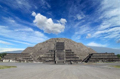 Teotihuacan: The City of Gods and Mesoamerica’s Most Striking Pyramids ...