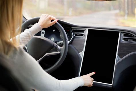 Frozen Tesla Screen? Here's How To Fix It! | Vehicle Answers