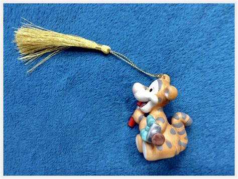 Winnie the Pooh and Tigger Ceramic Christmas Tree Ornaments Disney : Gumgumfuninthesun | Ruby Lane