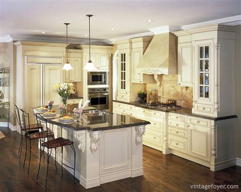 63 Wide Range of White Kitchen Designs (Photos)