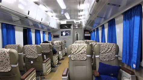 Interior Kereta Api Gajayana - YouTube