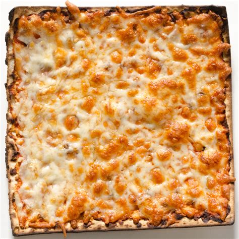 Spike Mendelsohn's Matzah Pizza Recipe