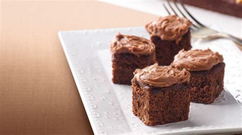 Easy Chocolate Syrup Brownies Recipe | Hersheyland