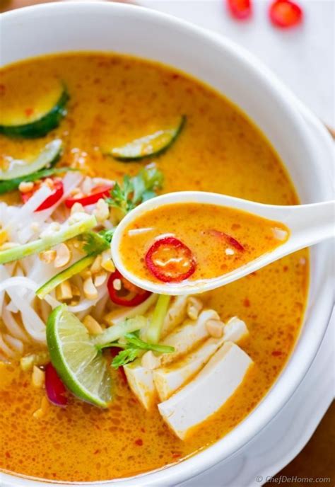 Flavorful Vegetarian Laksa soup. Clean and healthy Malaysian Coconut ...