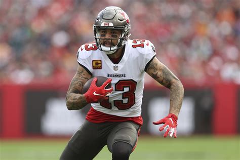 Bucs' Mike Evans, Devin White, More Named 2022 Pro Bowl Roster Injury ...