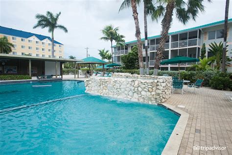 7 MILE BEACH RESORT AND CLUB - Updated 2021 Prices, Reviews, and Photos (Grand Cayman, Cayman ...