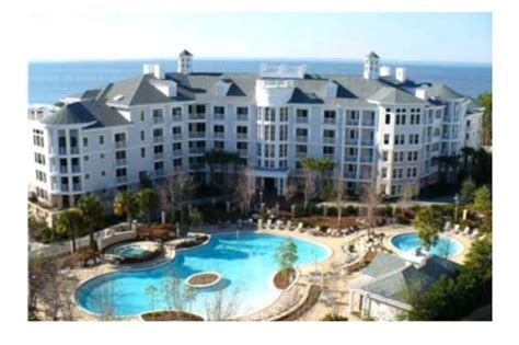 3 Hotels With A Lazy River In Destin, Florida | Trip101