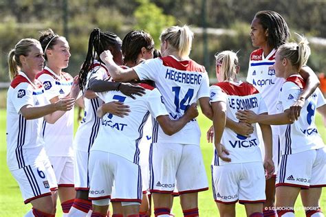 OL Féminin - PARIS FC