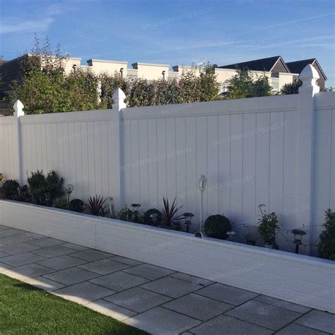 Cascade 8 ft. W x 6 ft. H White Vinyl Privacy Fence | Simple Fencing – simplefencing.co.uk