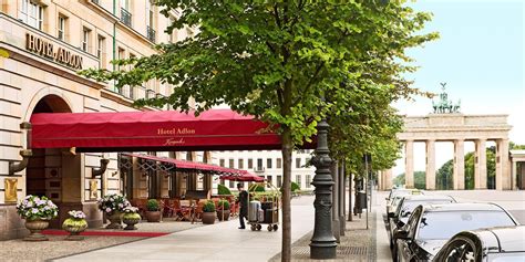 Hotel Adlon Kempinski | Travelzoo