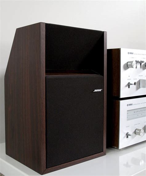 Bose 201 Series II Direct/Reflecting Bookshelf Stereo Speakers, Faux Rosewood Finish