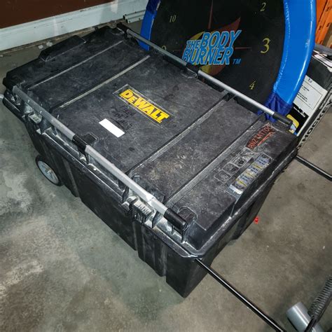 DEWALT ROLLING TOOL CHEST - Big Valley Auction