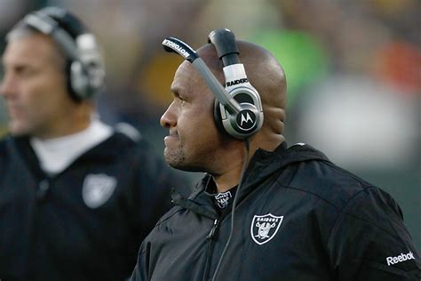 Hue Jackson's fiery talk changed little with Raiders