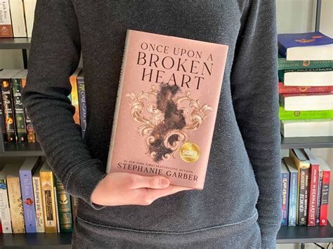 Review: Once upon a Broken Heart by Stephanie Garber — Bookish Wayfarer