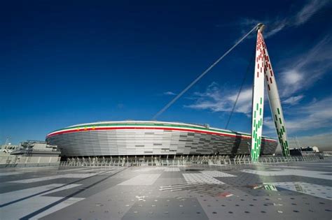 The Grandeur of Juventus Stadium, The Italian Stadium With English ...