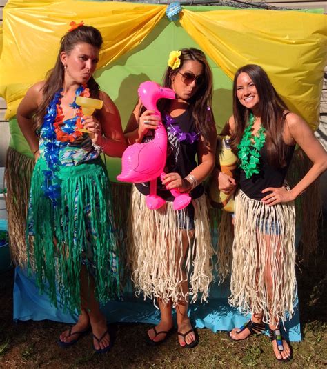 Luau photo booth with dollar tree table cloths and props | Fiesta ...