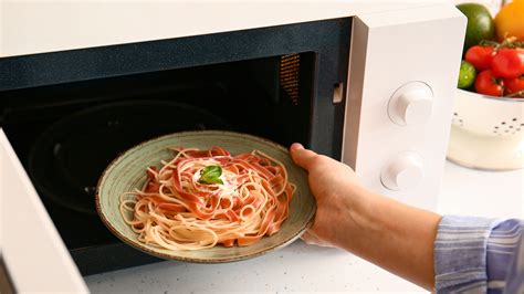 The Clever Way To Plate Pasta To Ensure Even Reheating In The Microwave