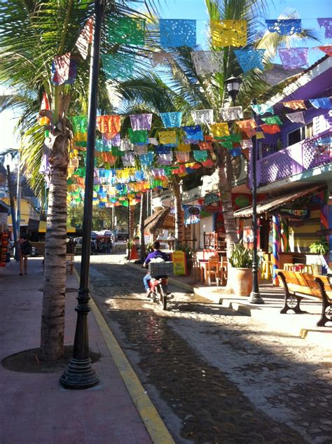 Lessons from Mexico: Colorful Streets, Lively Public Space - Hoffy Tours