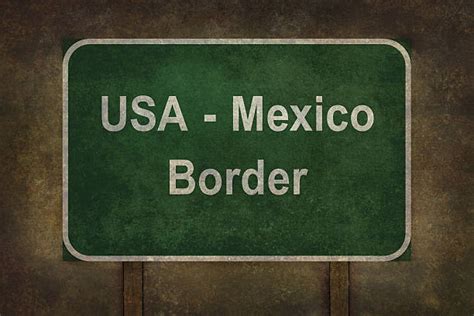 Mexican Border Sign Stock Photos, Pictures & Royalty-Free Images - iStock