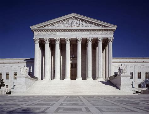 Supreme Court unanimously upholds 'one person, one vote' in Evenwel v ...