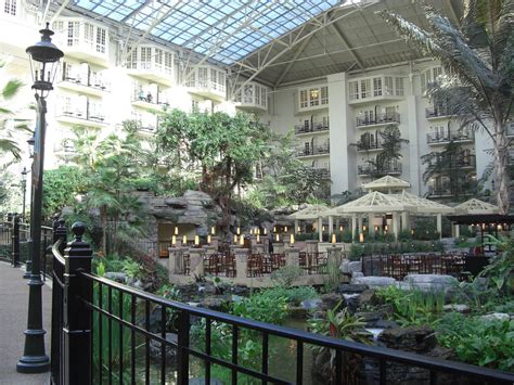 California: Gaylord hotel and Grand Ole Opry