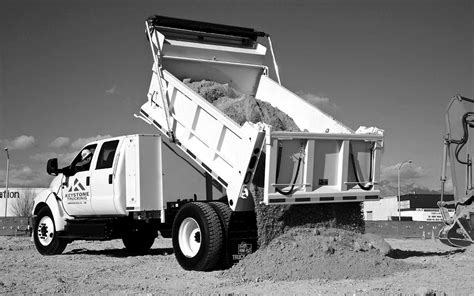 What Is A Tandem Dump Truck and How Are They Used?