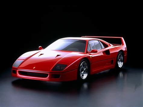 Ferrari F40 : la supercar Scuderia F1 & projet GTO rallye au V8 à 478 ch.