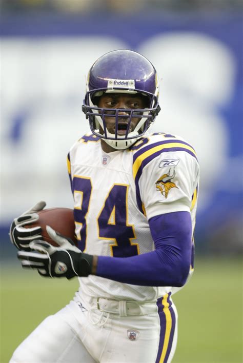 Randy Moss - Minesota Vikings | Minnesota vikings football, Vikings ...