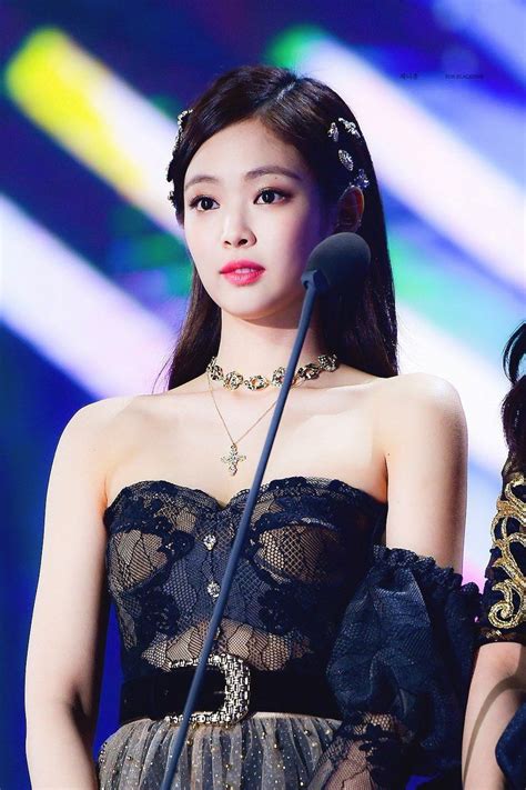 Netizen Explains Why She Doesn't Like BLACKPINK's Jennie Anymore - Koreaboo