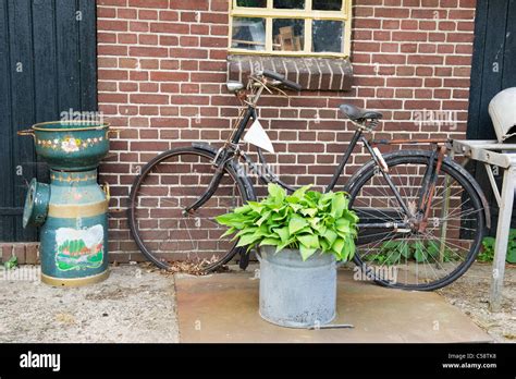 Typical Dutch farm Stock Photo - Alamy