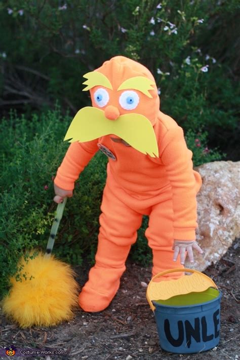 The Lorax Costume - Photo 2/5