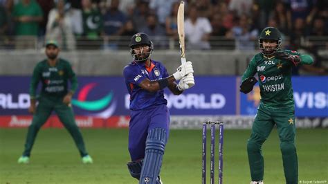 India vs. Pakistan: A complex rivalry hitting new heights – DW – 10/20/2022