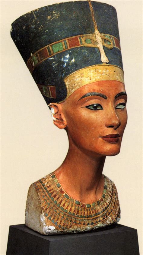 Bust Of Nefertiti : 1371 bc, thebes, egypt died: - Goimages Ever